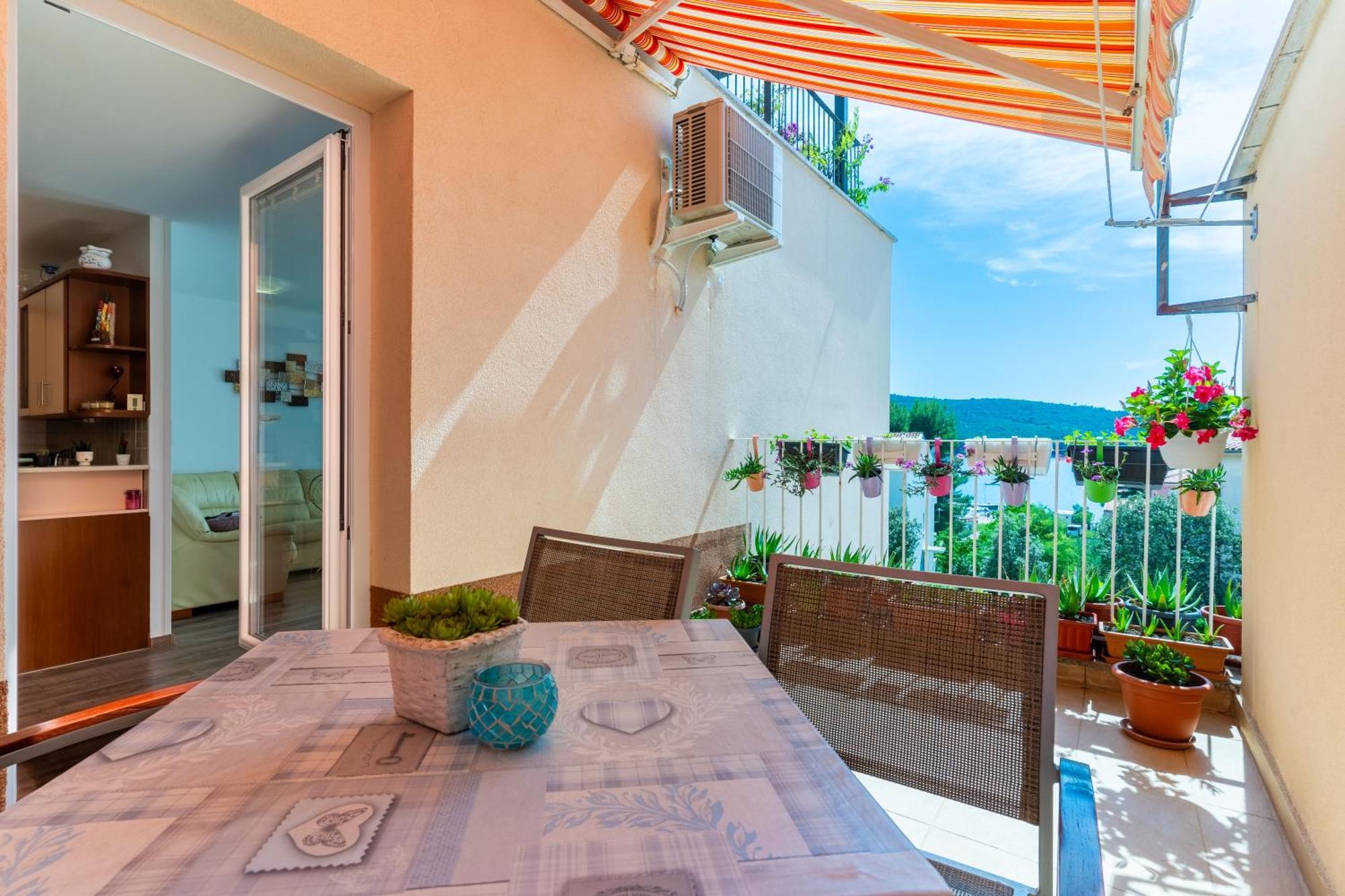 Apartman Laura Cres Exterior foto